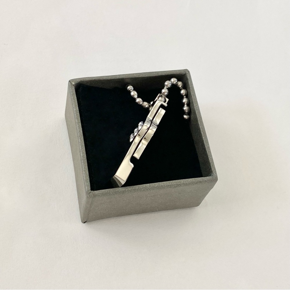 Stainless Steel Cross Pendant Necklace Swarovski Crystals Religious Men & Women - Picture 6 of 11